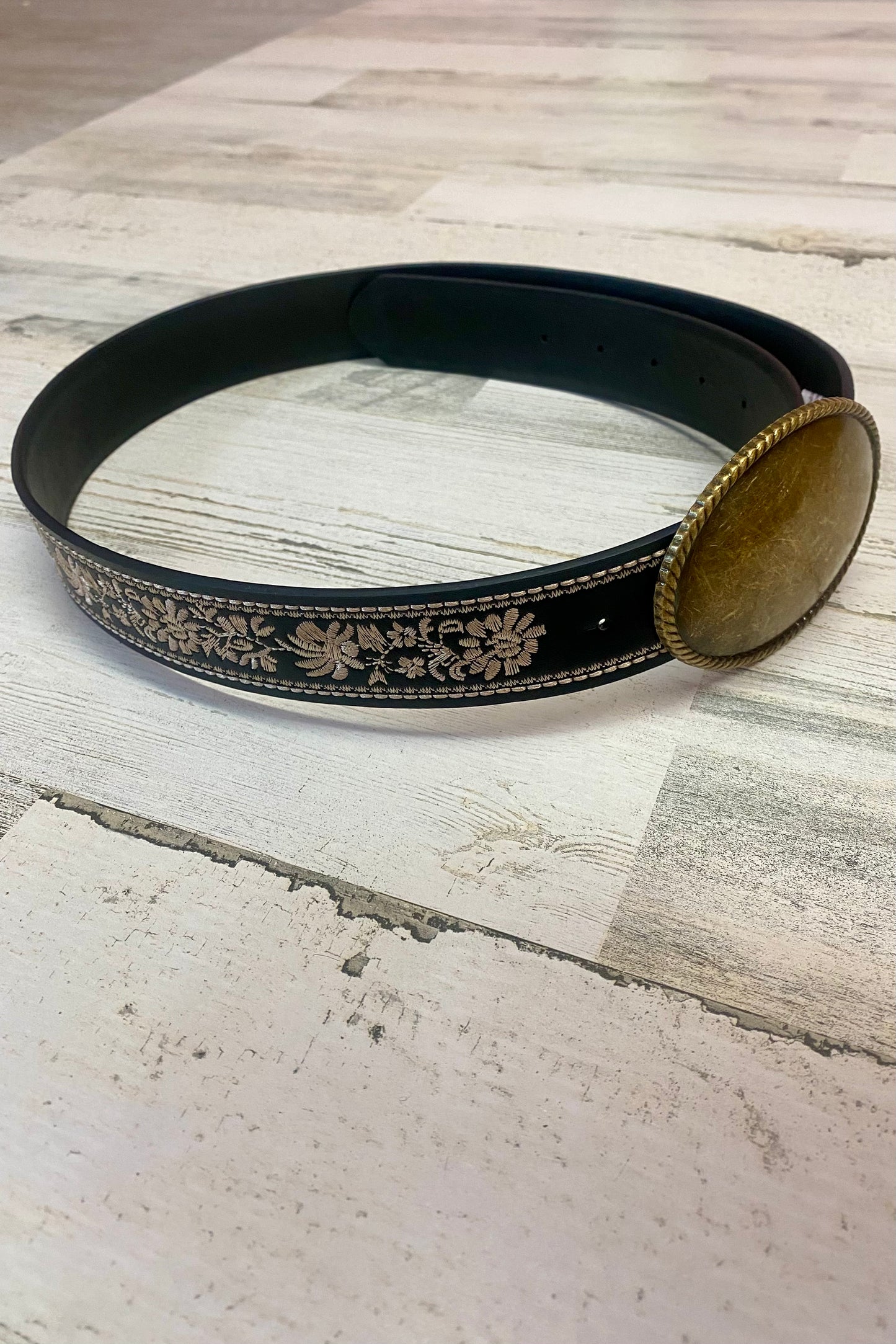 Vintage Buckle Floral Embroidered Belt