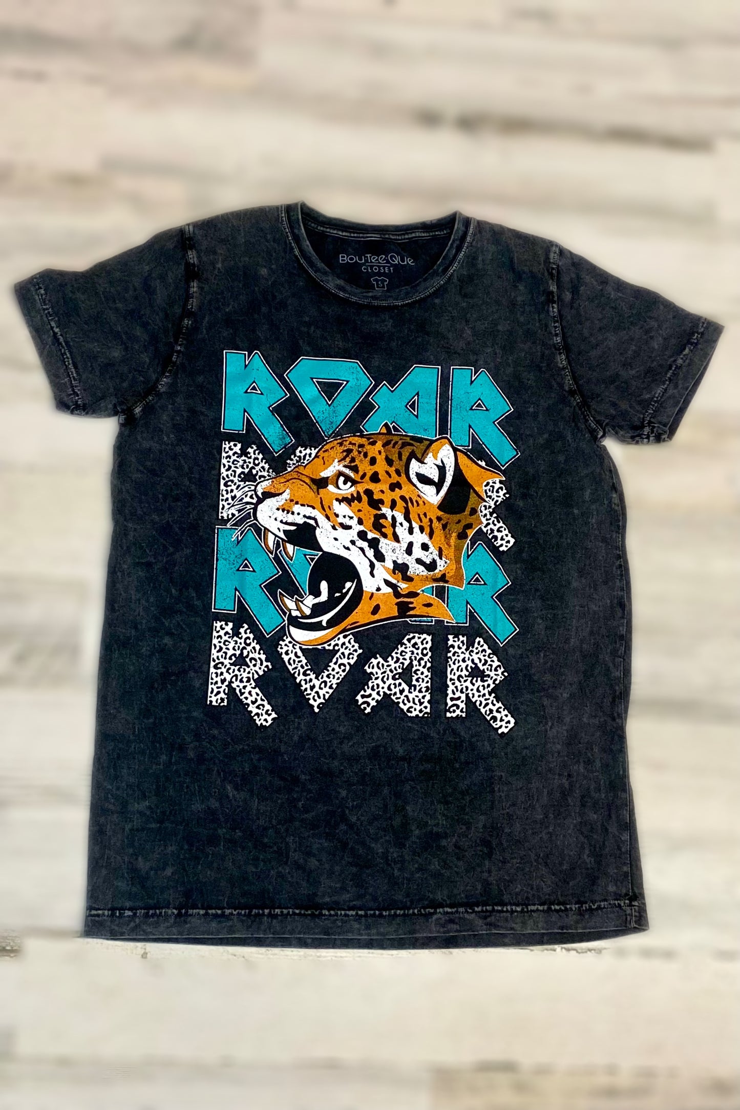 ROAR Vintage Washed Jaguar Tee