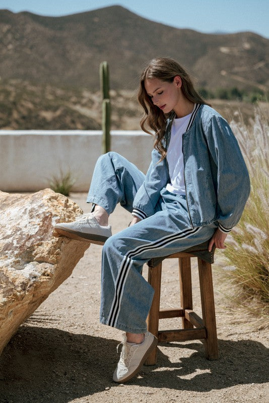 Side Band Accent Denim Pants