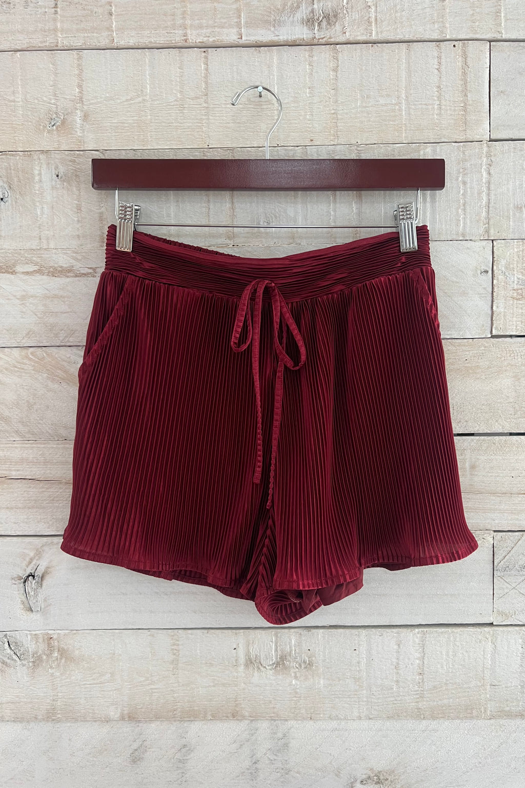 Pleated Shorts- Garnet