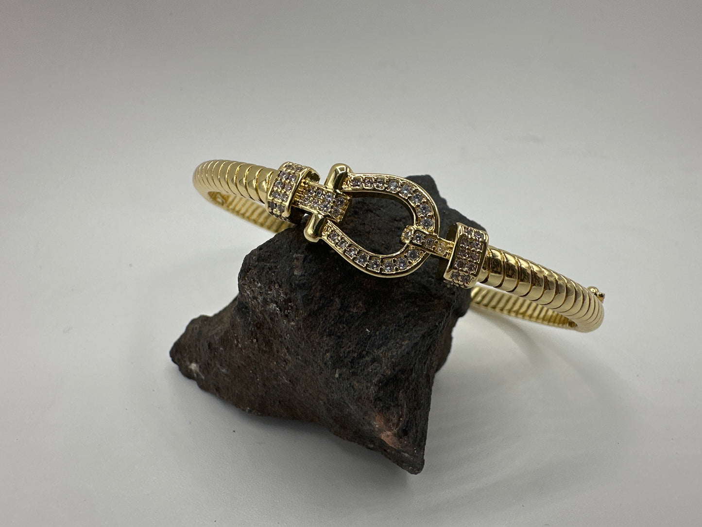 18K PVD Gold Horseshoe Bangle