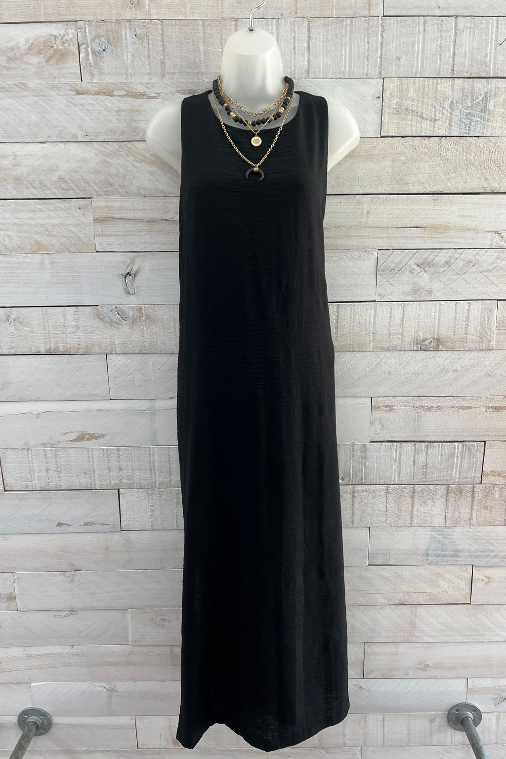Solid Sleeveless Midi Dress- Black