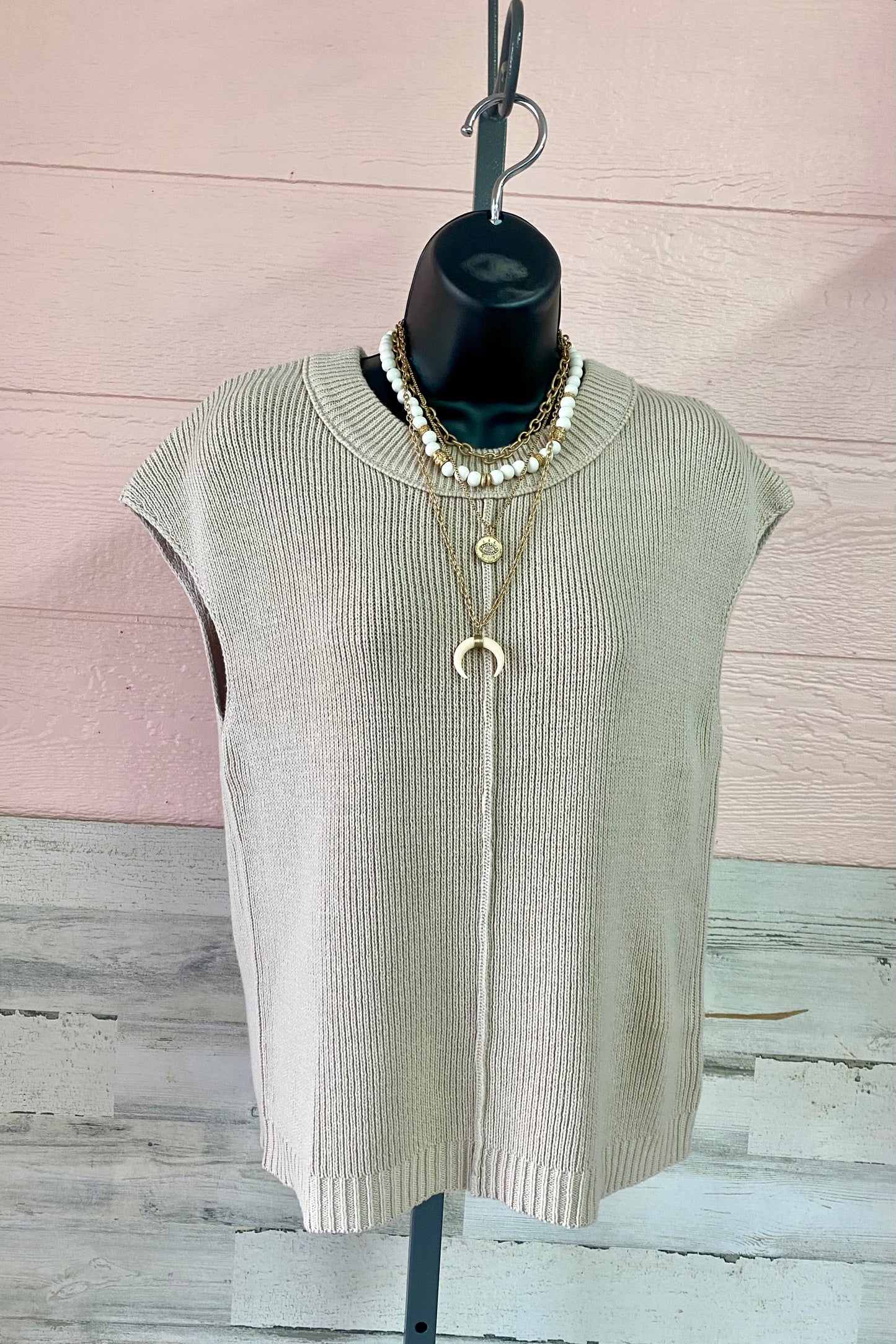 Sleeveless Crewneck Knit Top