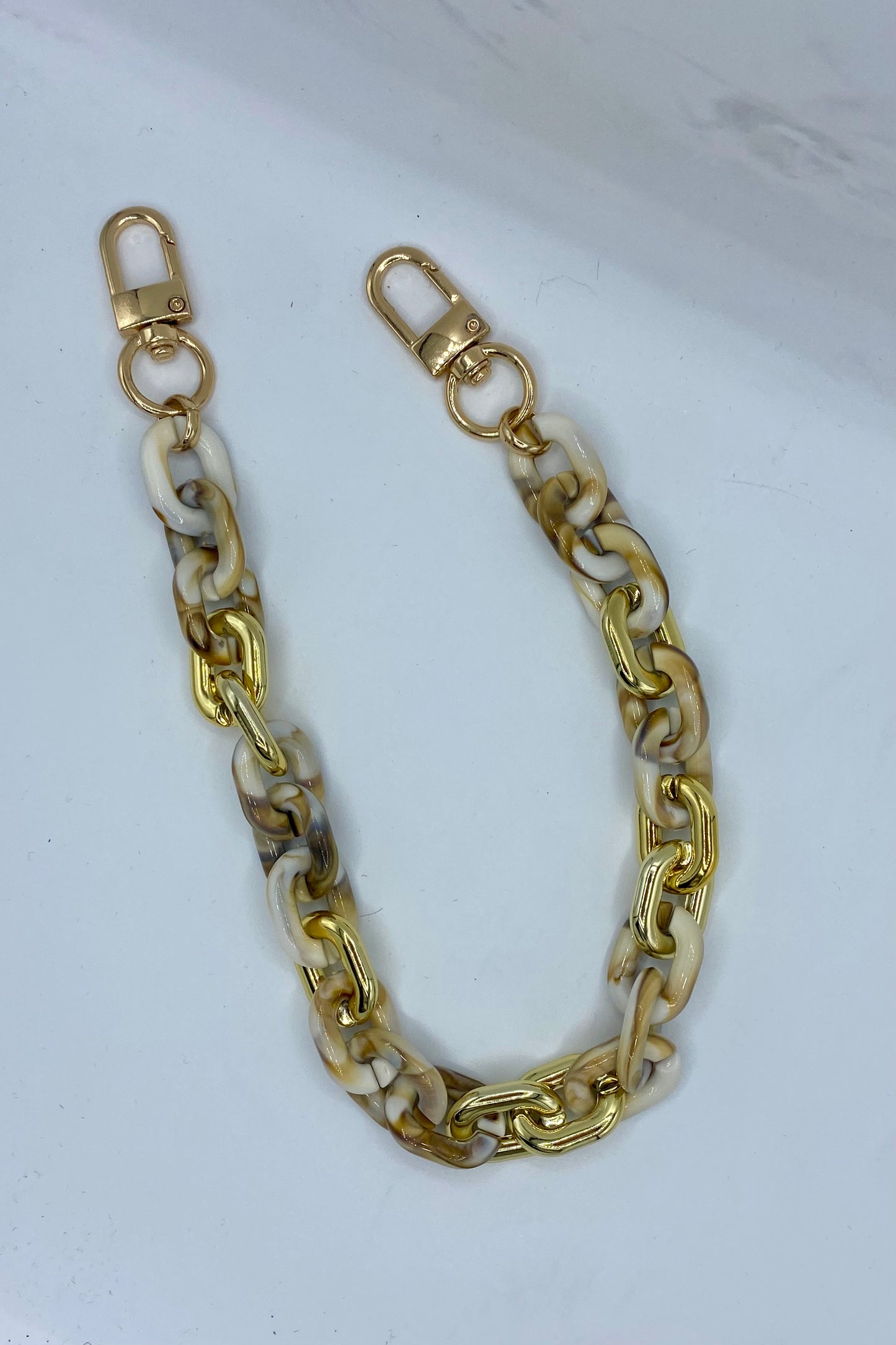 Acrylic & Metal Linked Bag Chain